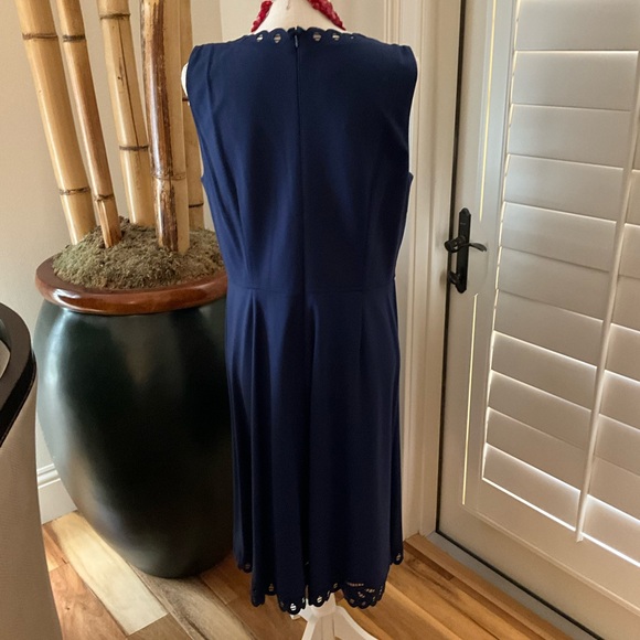 Talbots Blue sleeveless lace accent dress NWT (size 12) - Picture 8 of 8